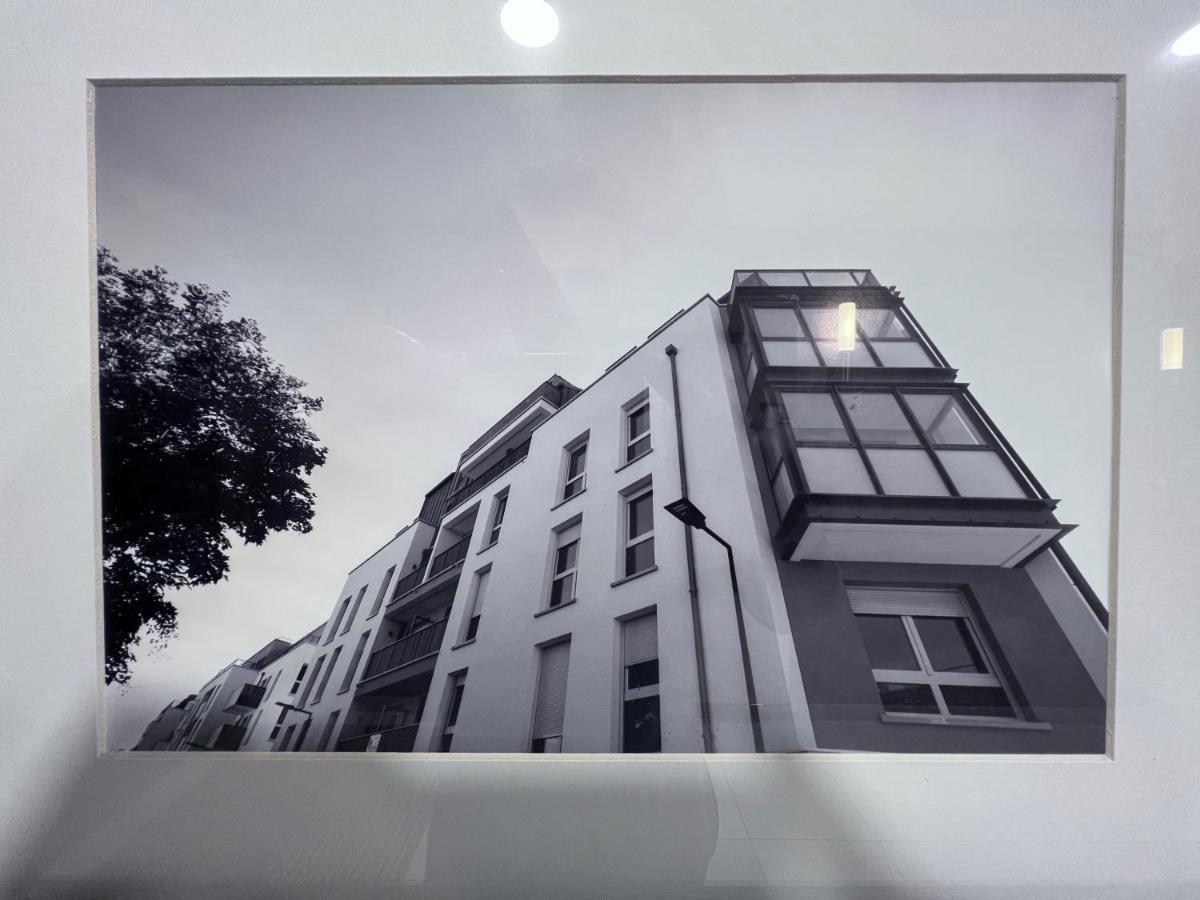 Chambre Individuelle Dans Un Appartement A 37 De Champs Elysees Sartrouville Kültér fotó