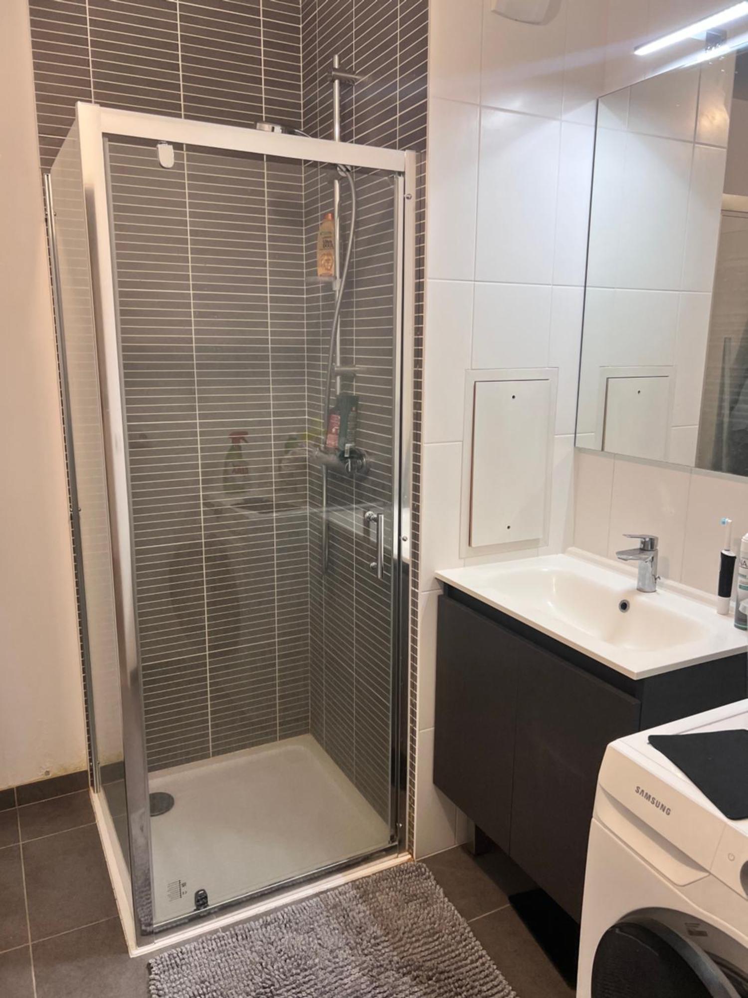 Chambre Individuelle Dans Un Appartement A 37 De Champs Elysees Sartrouville Kültér fotó